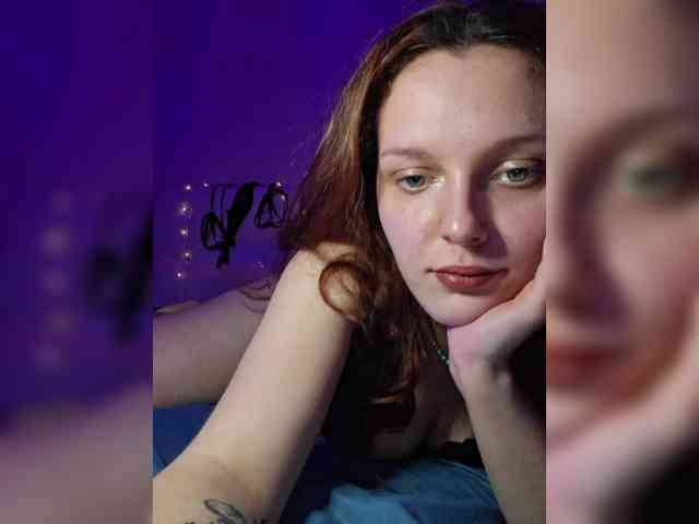 Ronnetta Live Webcam on BongaCams