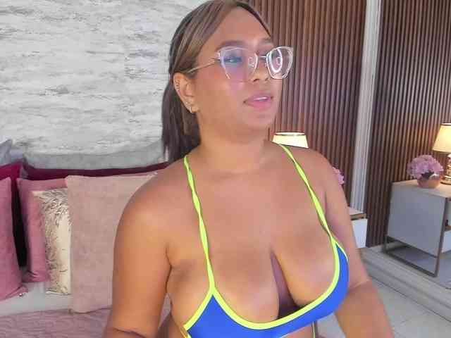 MadisonHunter webcam