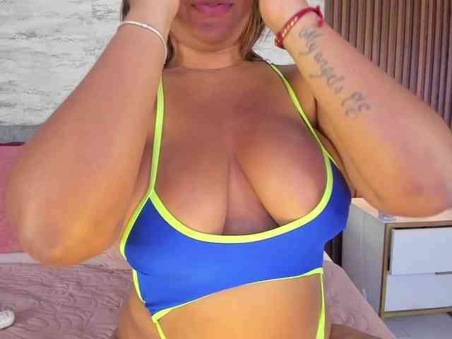 MadisonHunter webcam