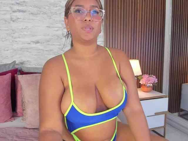 MadisonHunter Live Webcam on BongaCams