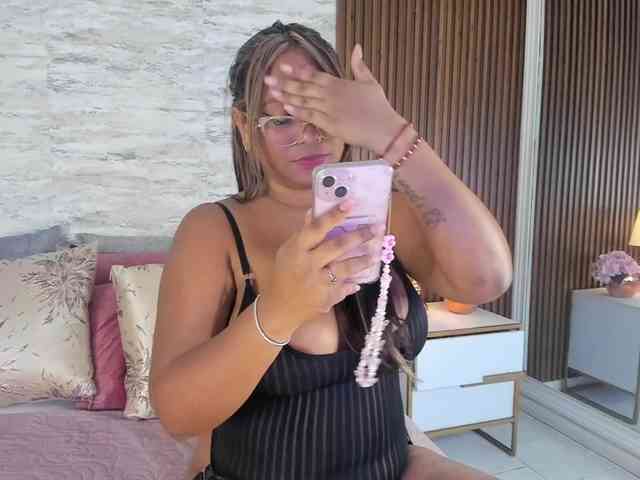 MadisonHunter Live Webcam on BongaCams