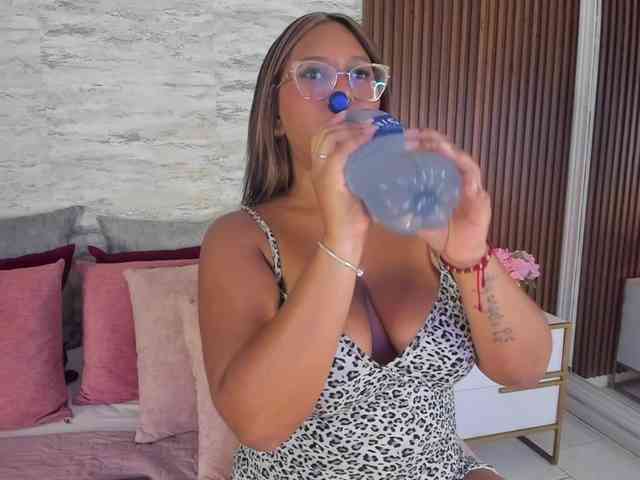 MadisonHunter webcam