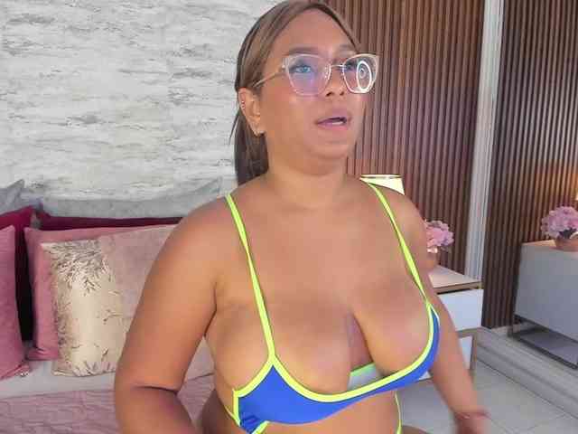 MadisonHunter webcam