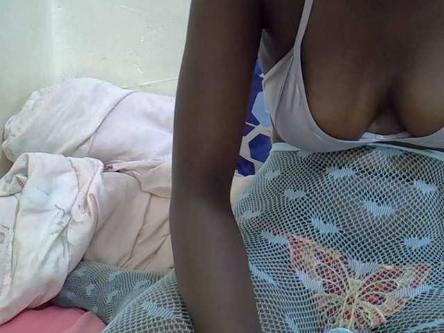 Sexyslim23's BongaCams show and profile