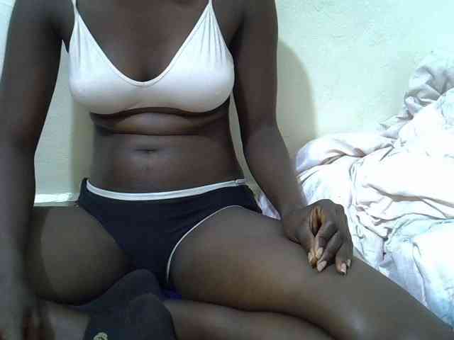 Sexyslim23 Live Webcam on BongaCams