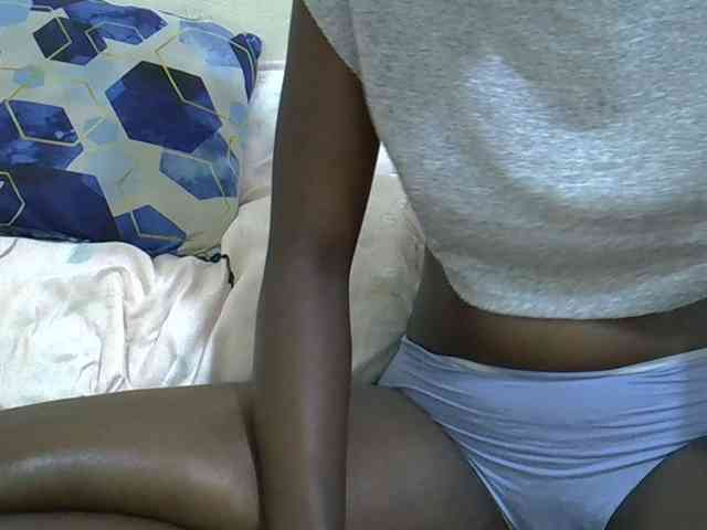 Sexyslim23 Live Webcam on BongaCams