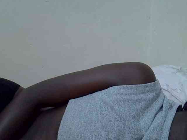 Sexyslim23 Live Webcam on BongaCams