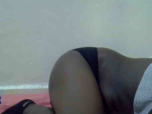 Sexyslim23 Live Webcam on BongaCams