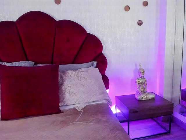 AndreaPink's BongaCams show and profile