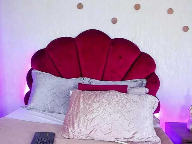 AndreaPink's BongaCams show and profile