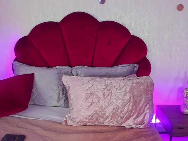 AndreaPink's BongaCams show and profile