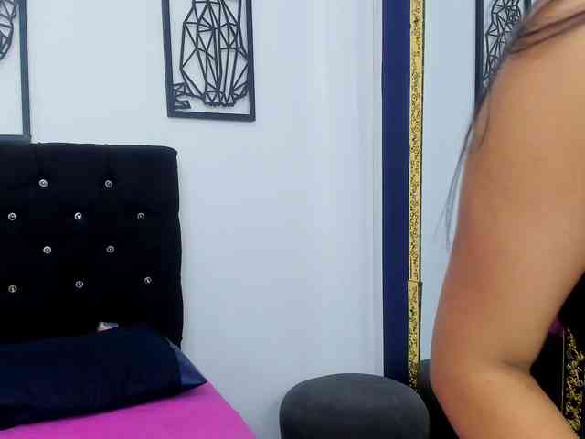 IssaMontoya IssaMontoya