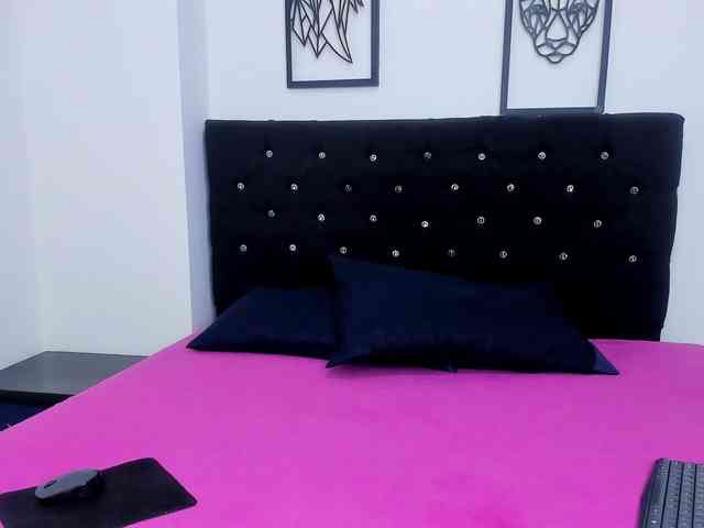 IssaMontoya IssaMontoya