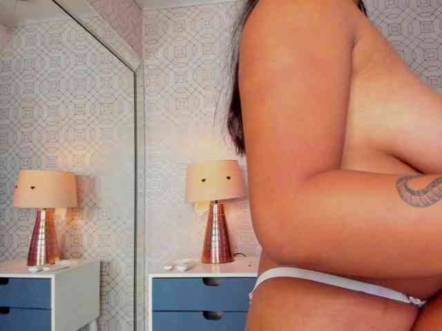 AshleyThompson webcam