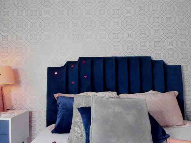 AshleyThompson webcam