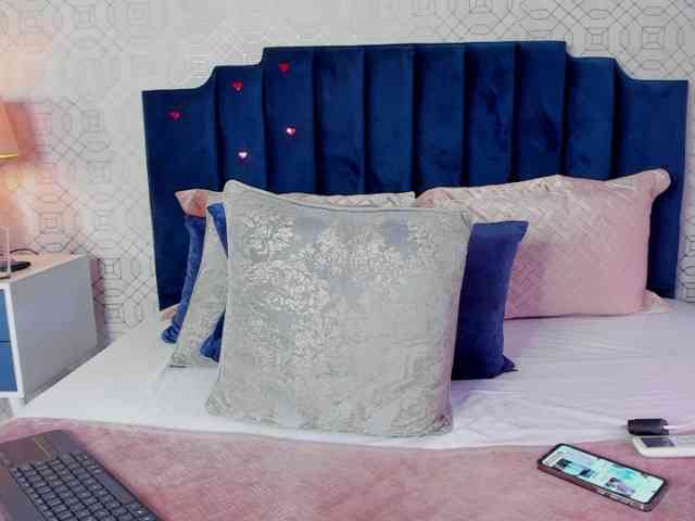 AshleyThompson webcam