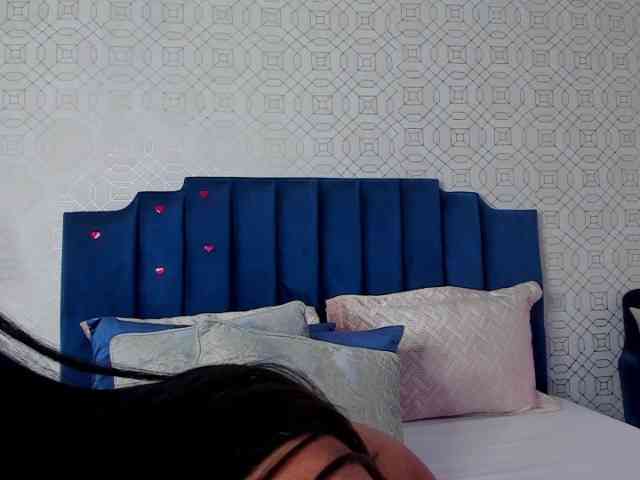 AshleyThompson webcam