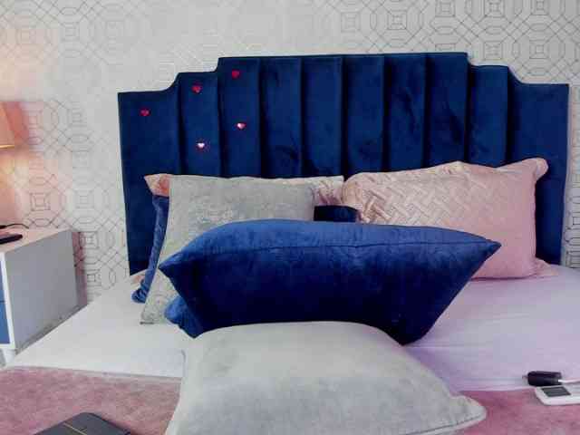 AshleyThompson webcam