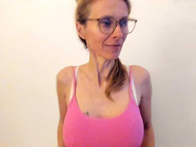 munishpunish's BongaCams show and profile