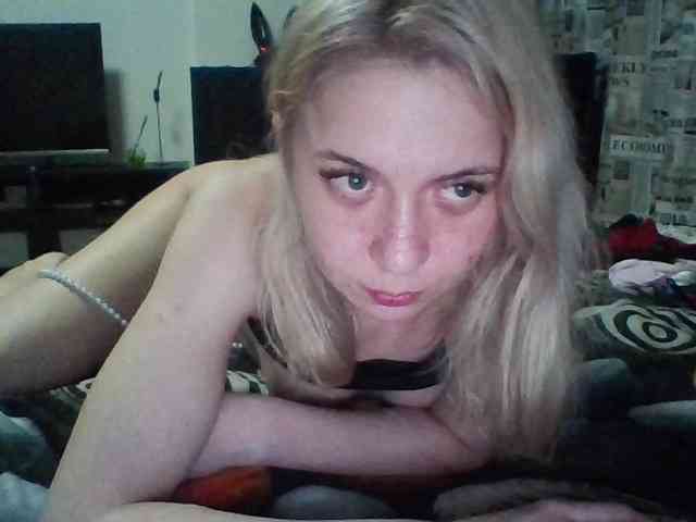 LeliaMercedes webcam