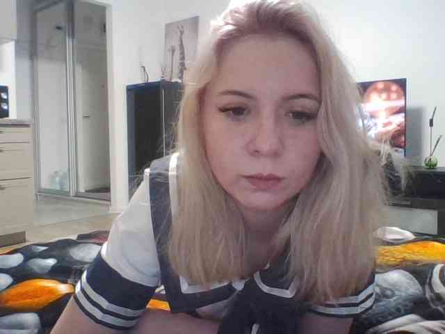 LLeliaMercedes LLeliaMercedes