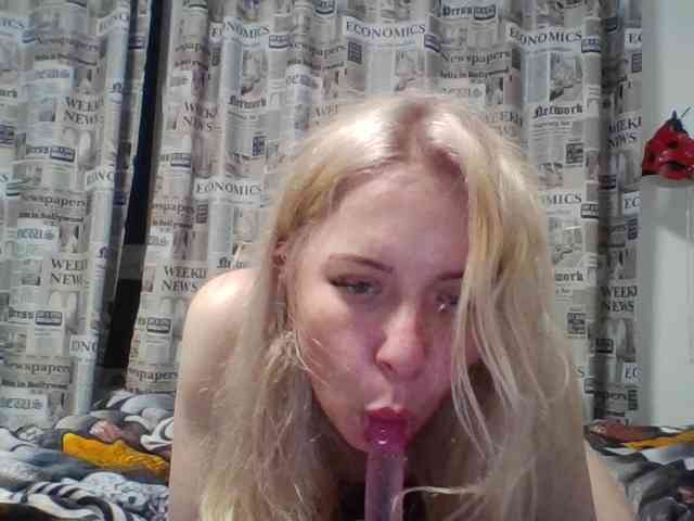 LeliaMercedes webcam