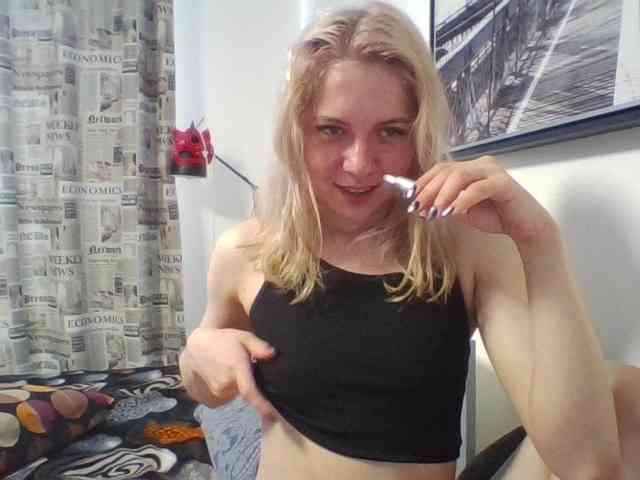 LeliaMercedes webcam