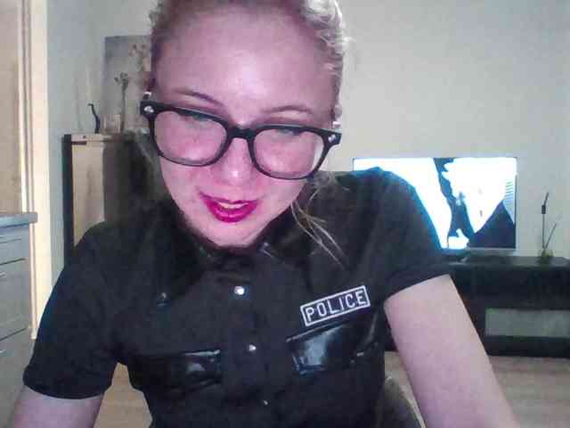 LeliaMercedes webcam