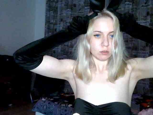 LeliaMercedes webcam