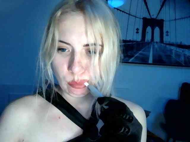 LeliaMercedes webcam