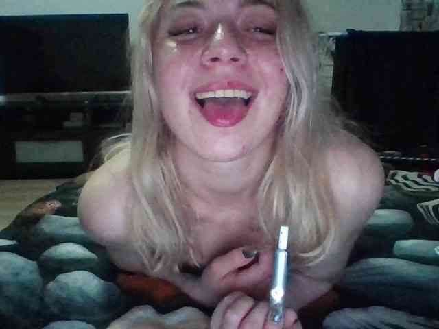 LeliaMercedes webcam