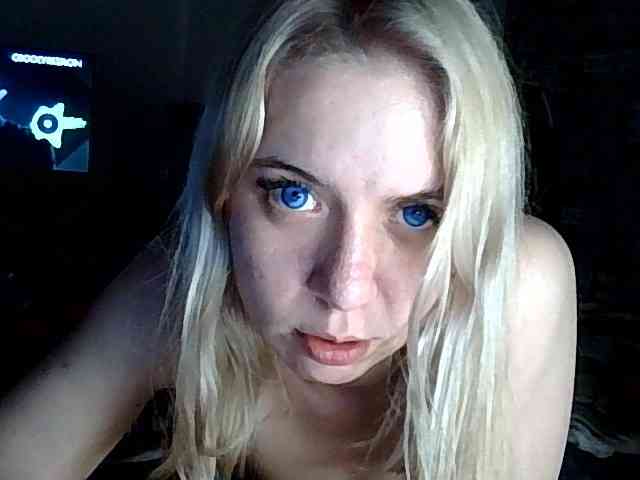 LeliaMercedes webcam