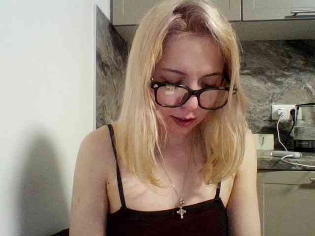 LeliaMercedes webcam