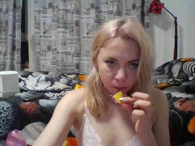 LeliaMercedes webcam