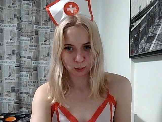 LeliaMercedes webcam