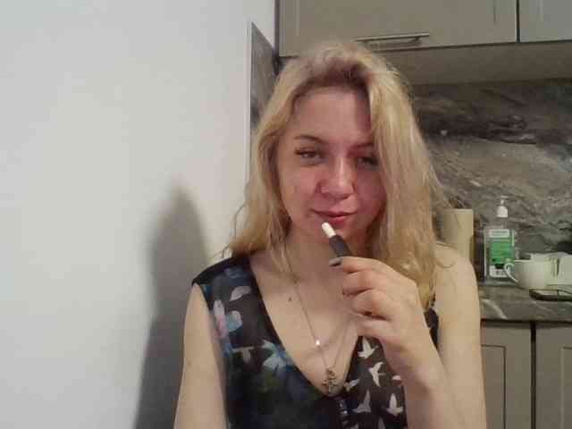 LLeliaMercedes webcam