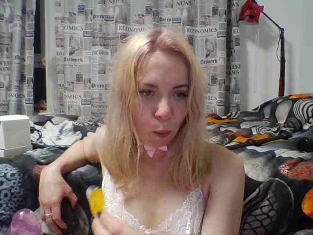 LLeliaMercedes LLeliaMercedes