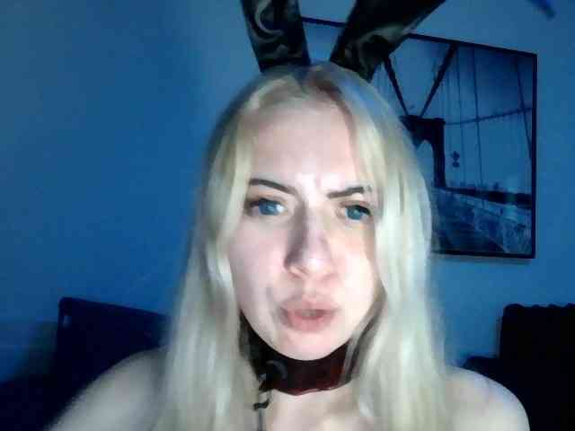 LeliaMercedes webcam