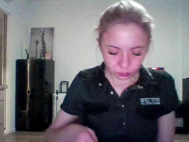 LeliaMercedes webcam