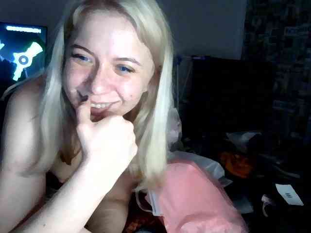 LeliaMercedes webcam