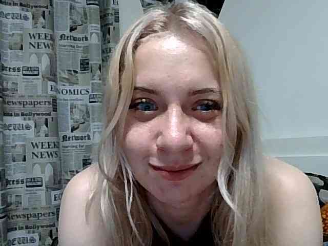 LeliaMercedes webcam