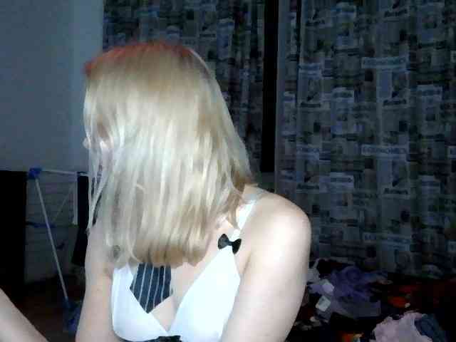 LeliaMercedes webcam