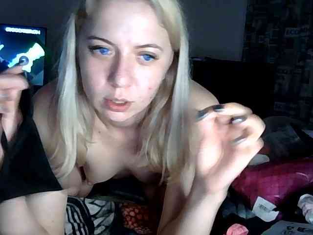 LeliaMercedes webcam