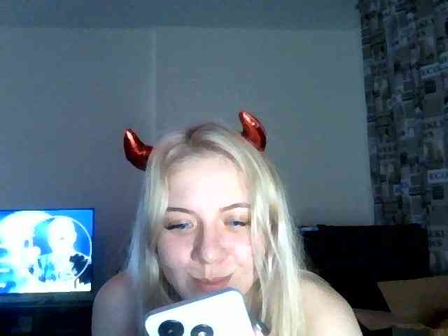 LeliaMercedes webcam