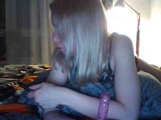 LeliaMercedes webcam