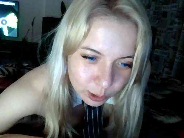 LLeliaMercedes LLeliaMercedes