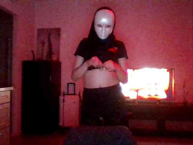 LeliaMercedes webcam