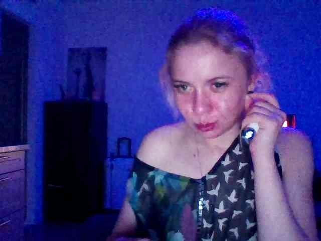 LeliaMercedes webcam