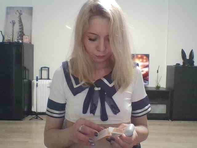 LLeliaMercedes webcam