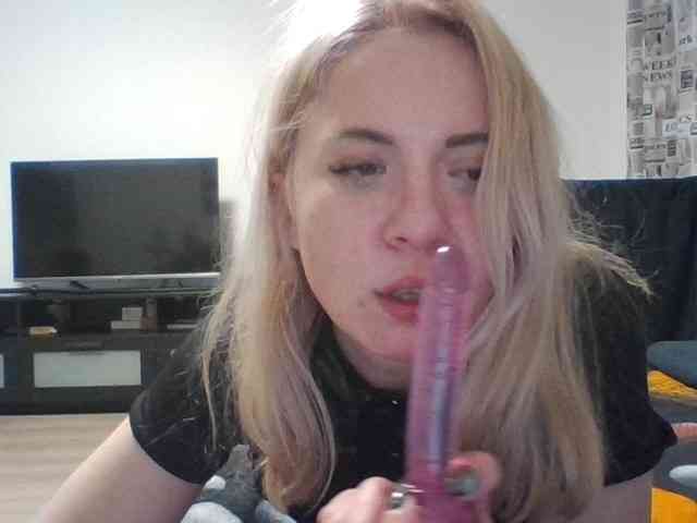 LeliaMercedes webcam